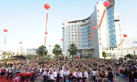康尔微晶玻璃荣获2011-2012年度家电配件领航企业